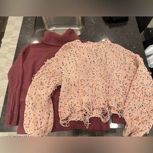 Set of 2 Sweaters